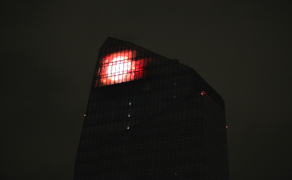 Per il lancio del canale tematico sulla Saga dell’anello, Sky accende l’occhio di Sauron su un grattacielo a Milano