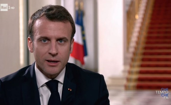 Emmanuel Macron vuole abolire il canone TV. E la Francia è in subbuglio