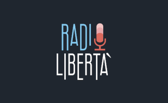 Radio Padania si leva la camicia verde e diventa Radio Libertà
